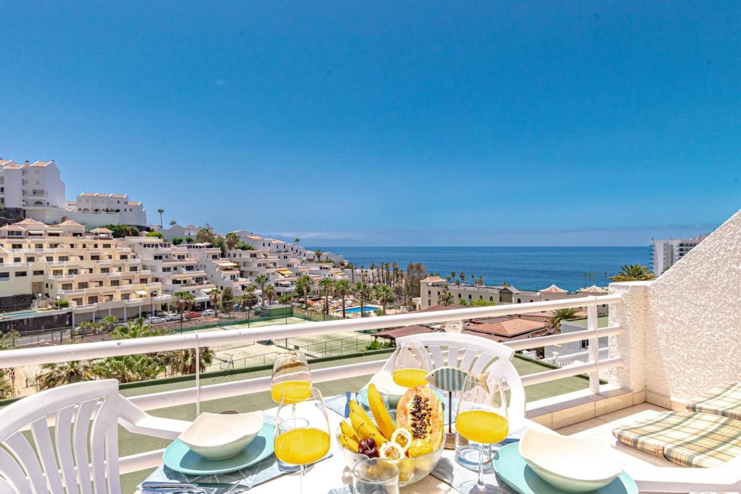 Sunny Oceanview Terrace By Dream Homes Tenerife Acantilado de los Gigantes Eksteriør billede