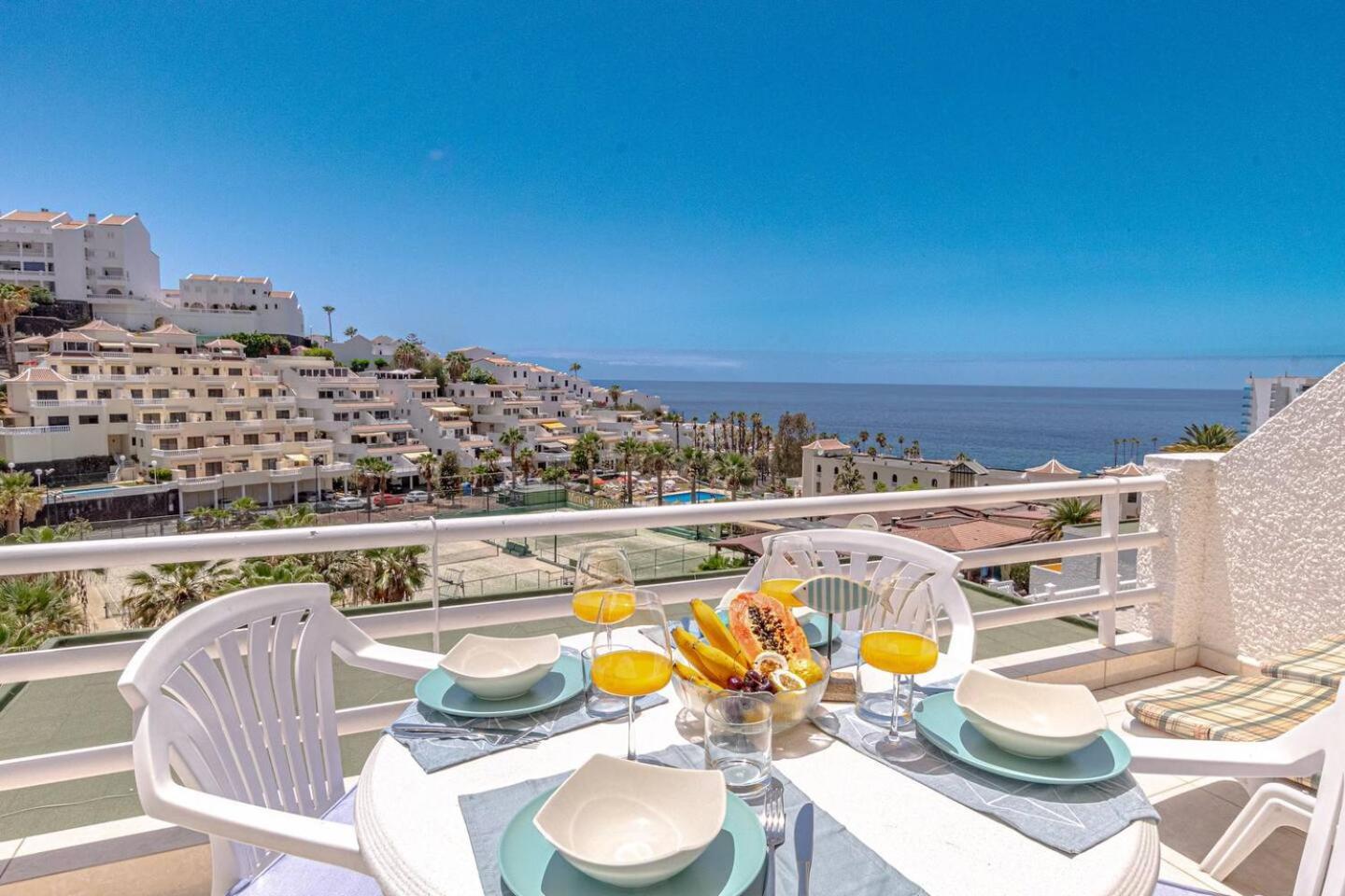Sunny Oceanview Terrace By Dream Homes Tenerife Acantilado de los Gigantes Eksteriør billede